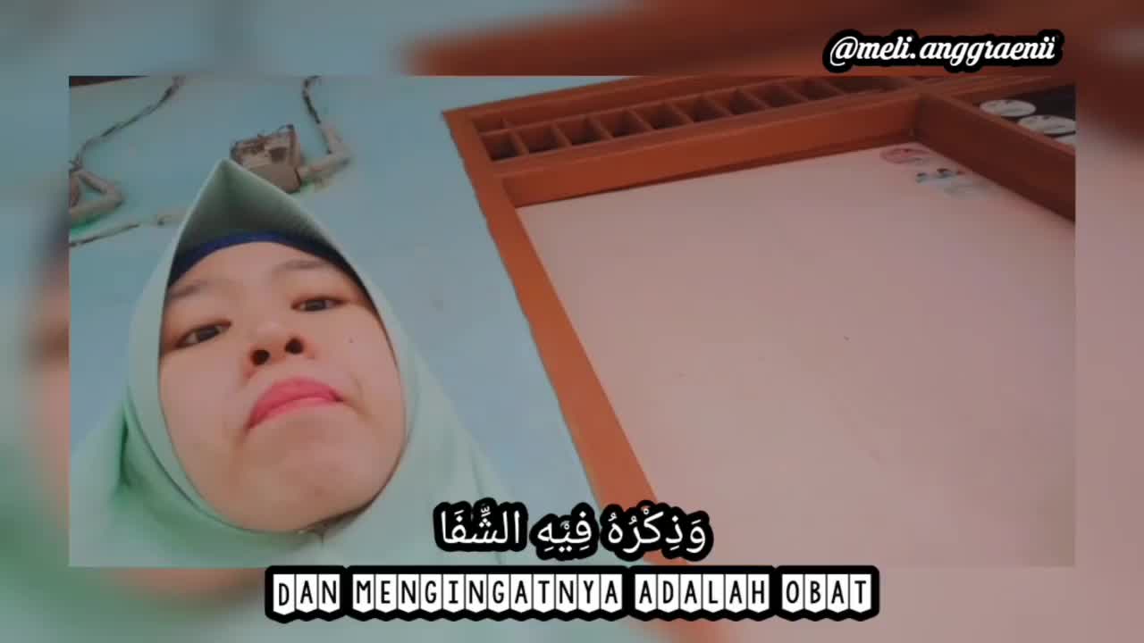 Meli Anggraeni_21_Bogor_dengan judul lagu Innal Habibal Mustofa 