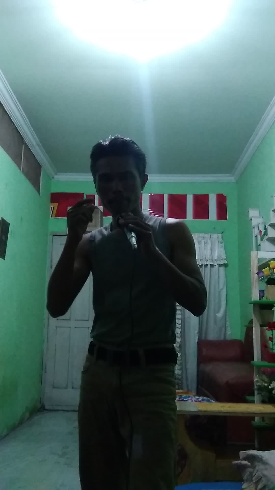 assalamualaikum saya SI OM dari kota medan..sejengkal tanah,,semoga tercapai niat ini amin...#auditiononlinerisingstarindonesiadangdut#