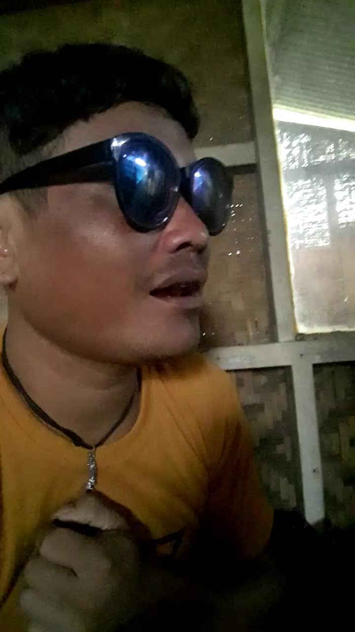 Idol_XII#Soni rohaendi sumedang cover lagu satu rasa satu cinta
