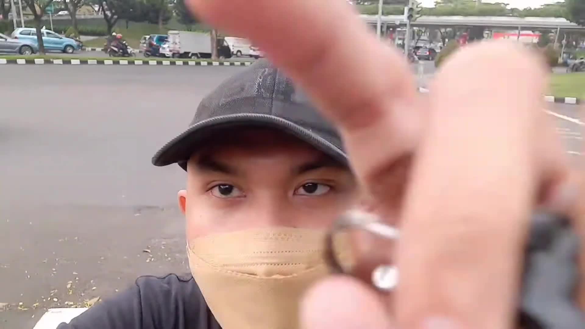 Vlog Fakhriza Sibarani