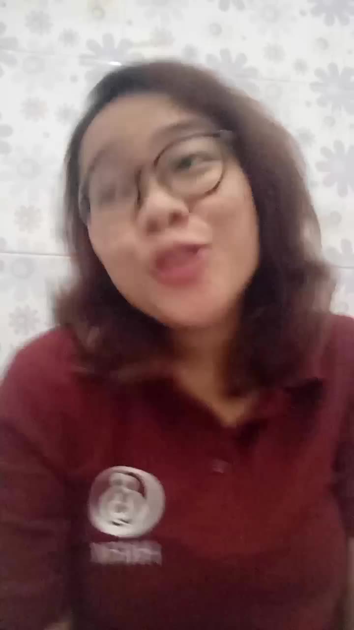happy ak denger kata gratis 😂😂