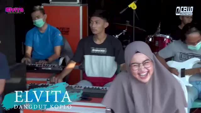 Nadya Nur Fitriyah 22thn, Kab. Lamongan, Prov.Jawa Timur (TRAUMA - Yunita Ababil)