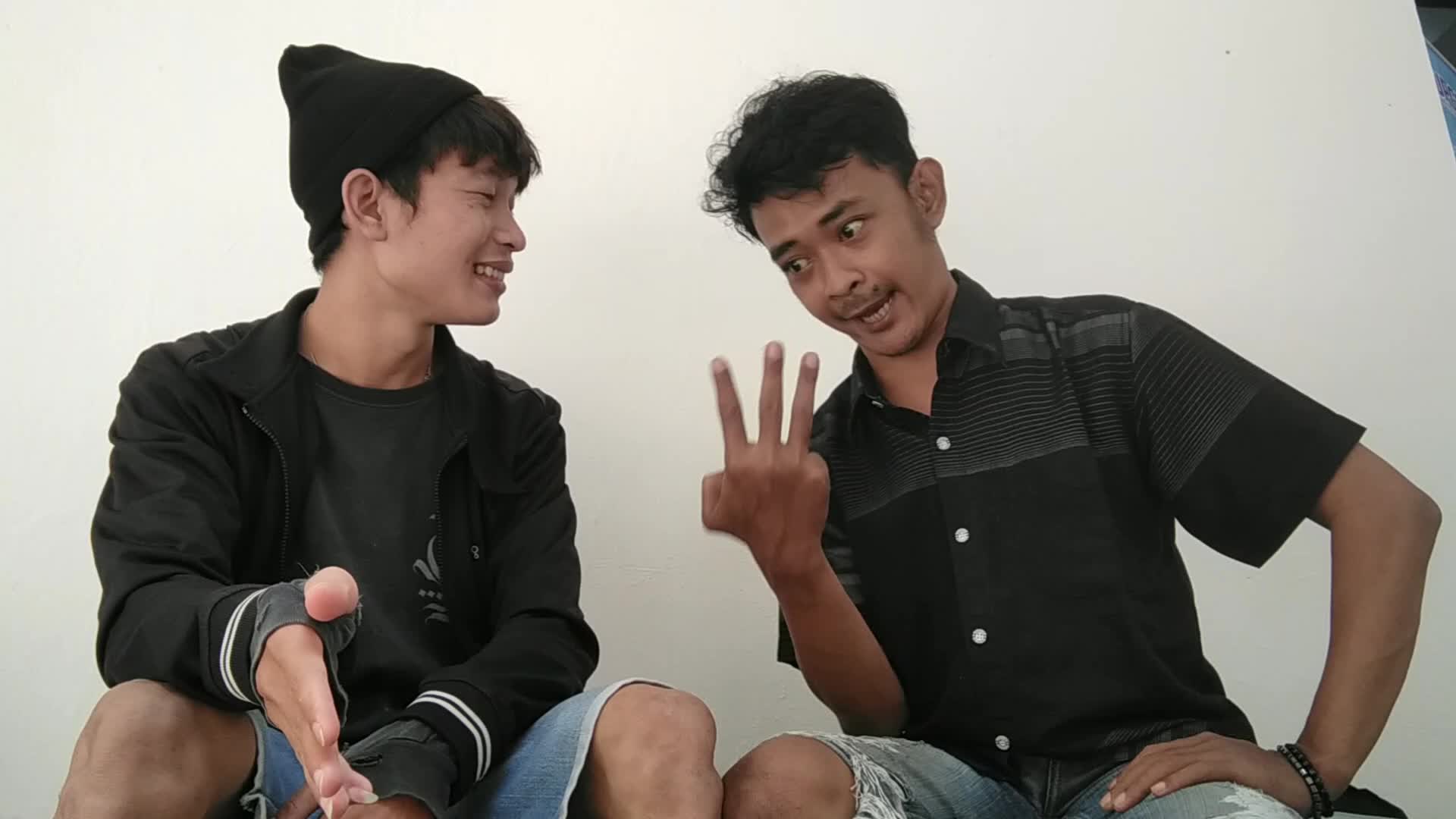 ROZIK & YUSUF_24 & 33_SEMARANG_KOPI (Komedi Pinggiran)
