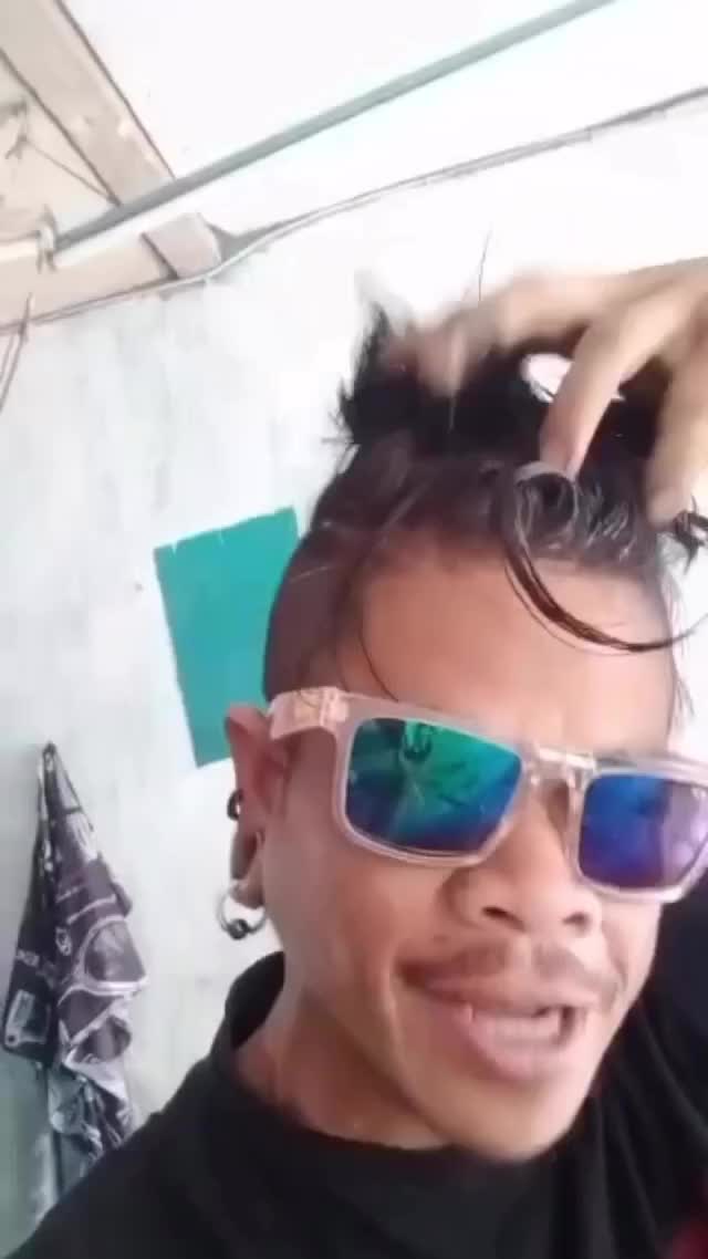 Cemumut engang cemumut engang