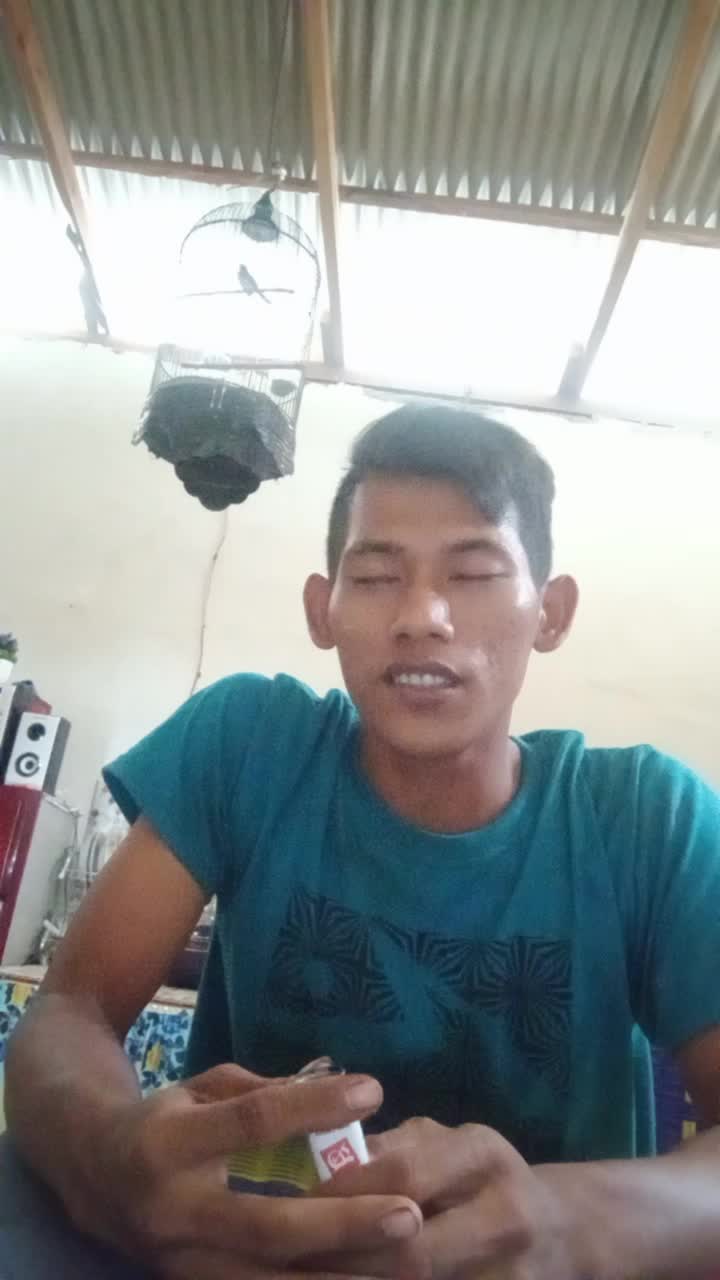 Nama: Ahmad Nurhadi Lagu gala gala hj. Roma irama
