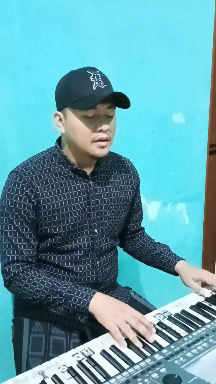 Nama : Muhammad Deden Syam_24 tahun_Cikalong Wetan_Laukana bainanal habib dan sepanjang hidup