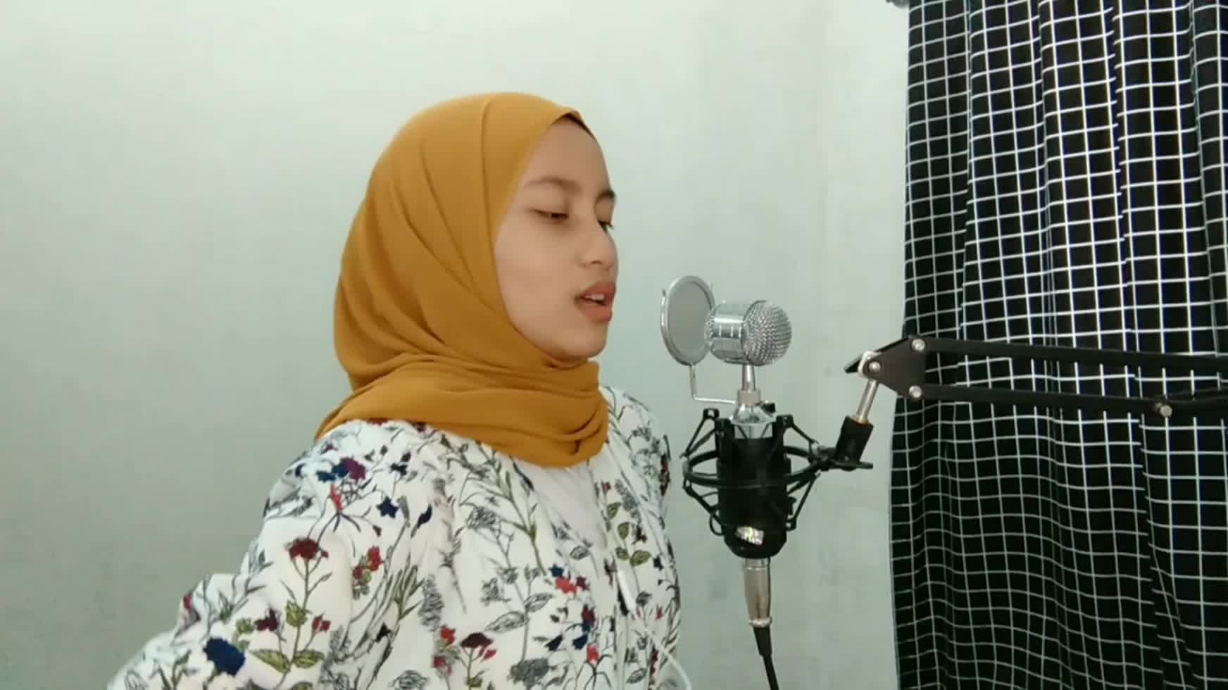 KDI 2021 DEPI LISNAWATI Sumedang Jawa Barat 19 Tahun Cincin kepalsuan #OnlineAuditionKDI2021