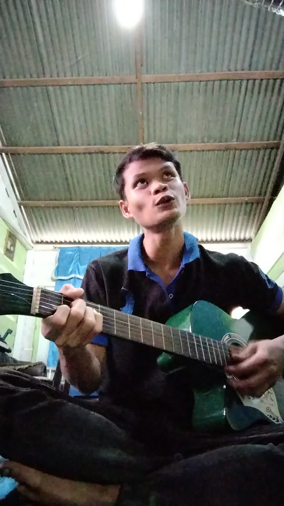perkenalkan nama saya junaidi asal Riau...umur saya 23 tahun ..SENANDUNG REMBULAN #ONLINEAUDITIONRISINGSTARDANGDUT #MNCTV #risingstardangdut