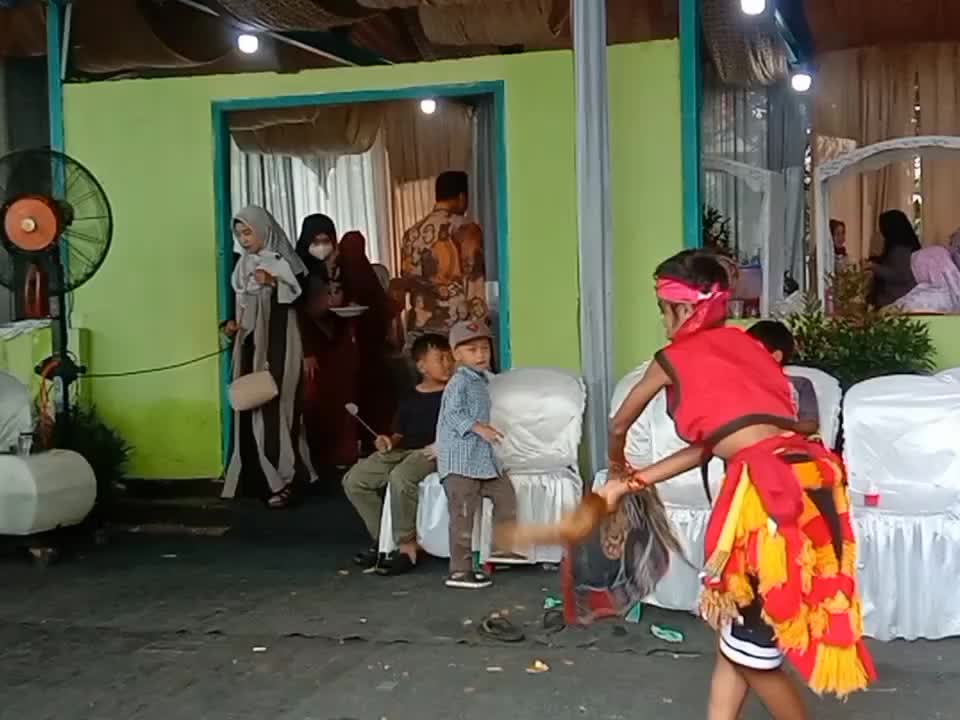Tari jaranan celeng