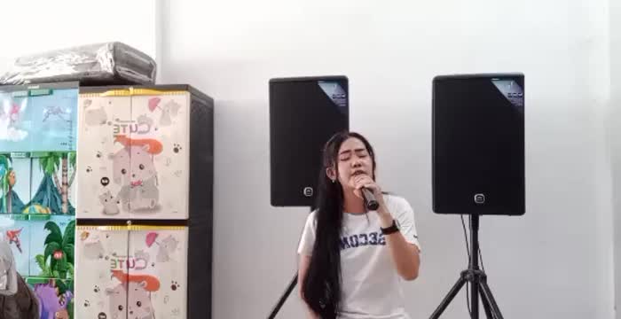 Nama;Nika Ardilla                                    Alamat Sitanggal Larangan Brebes ,umur 27,WA 087749926169 ; Lagu ;CINTA YANG PALSU