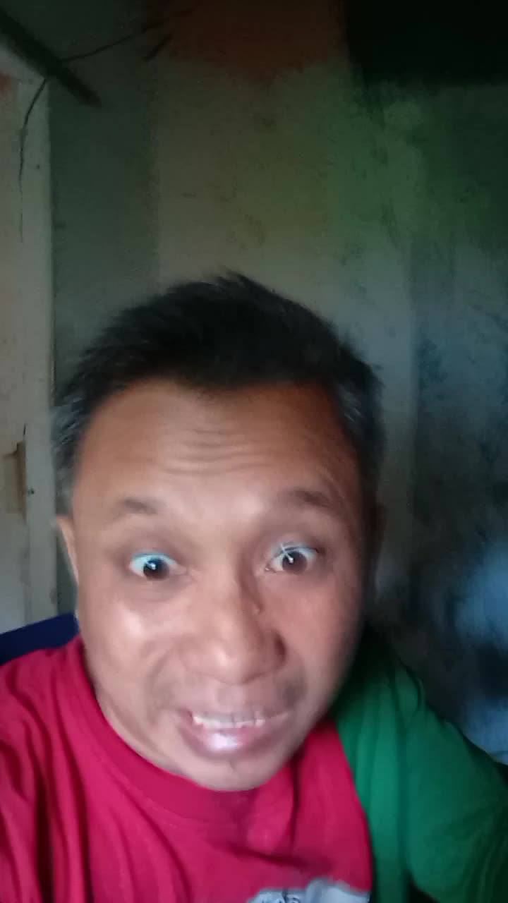 susah banget meranin 3 karakter hehe...bantu vote share n like